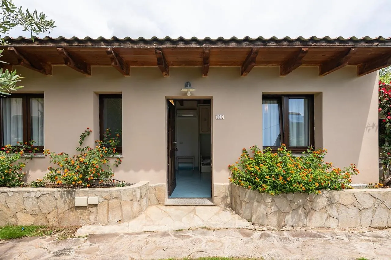 *** Aparthotel Palm Village Villasimius Italy